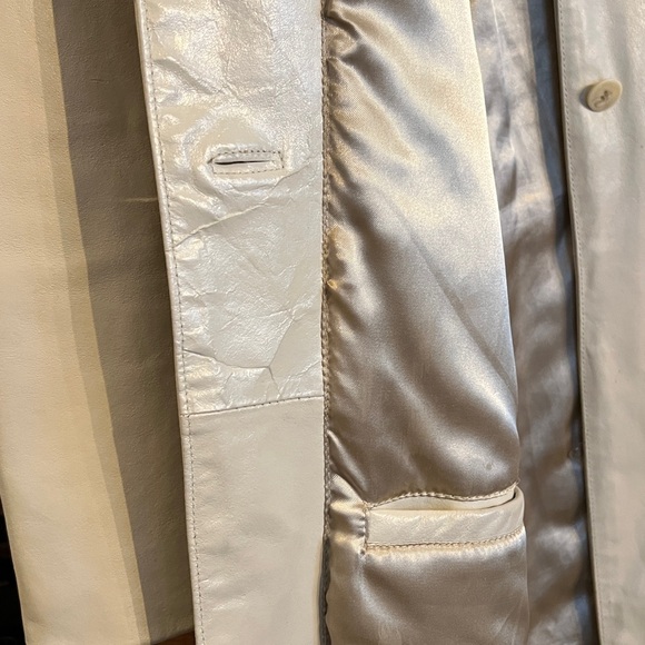EUC- STEVE MADDEN XL LEATHER CAR-COAT in CREAM, LINED, 2 OUTER & 2 INSD POCKETS - Picture 12 of 15